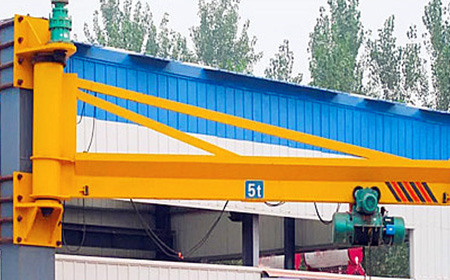 BX-кран консольный электрический