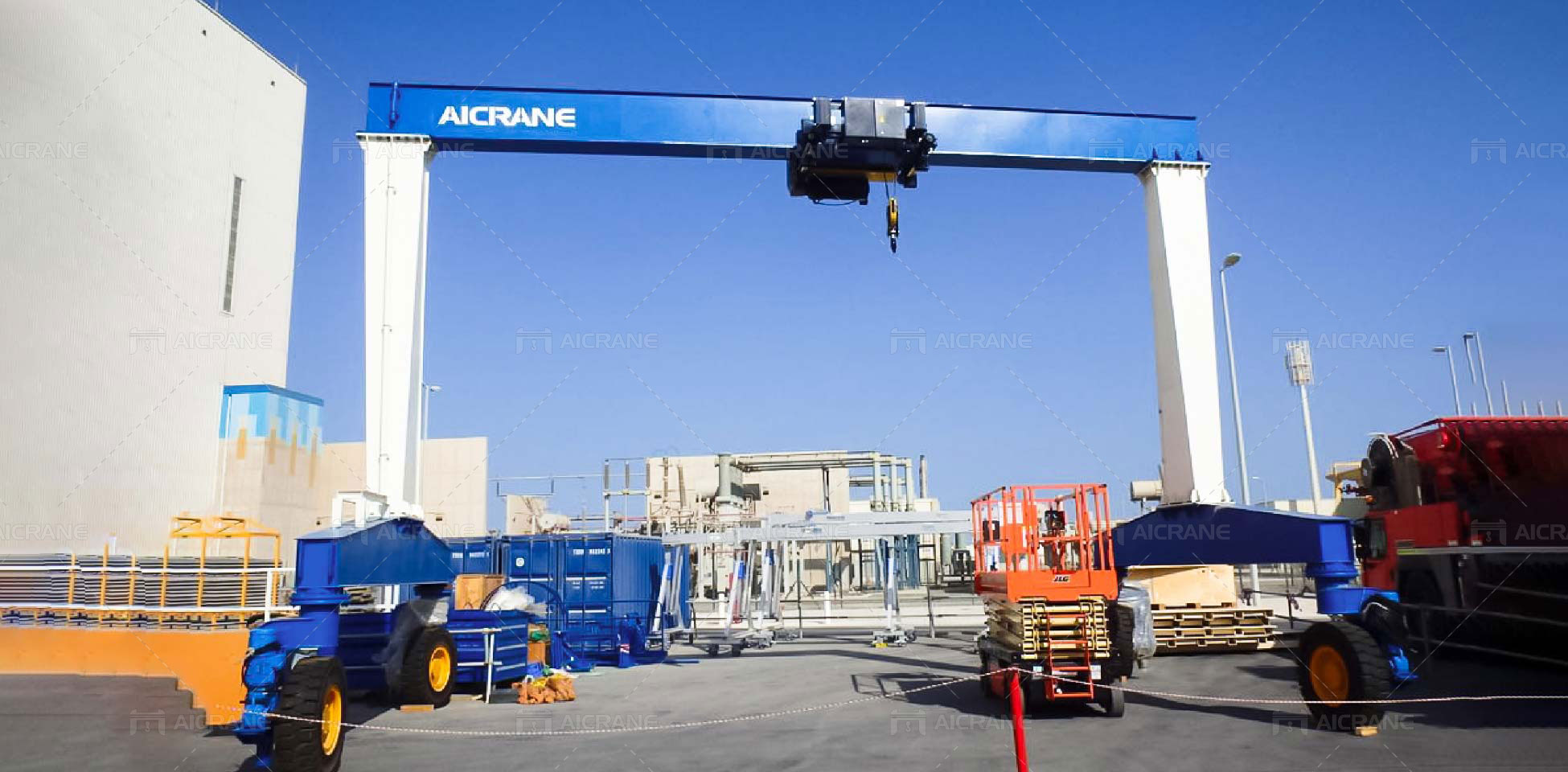 Козловой кран на пневмоходу типа DTL 10 тонн в ОАЭ
