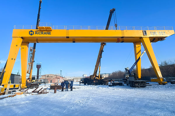 Двухбалочный козловой кран